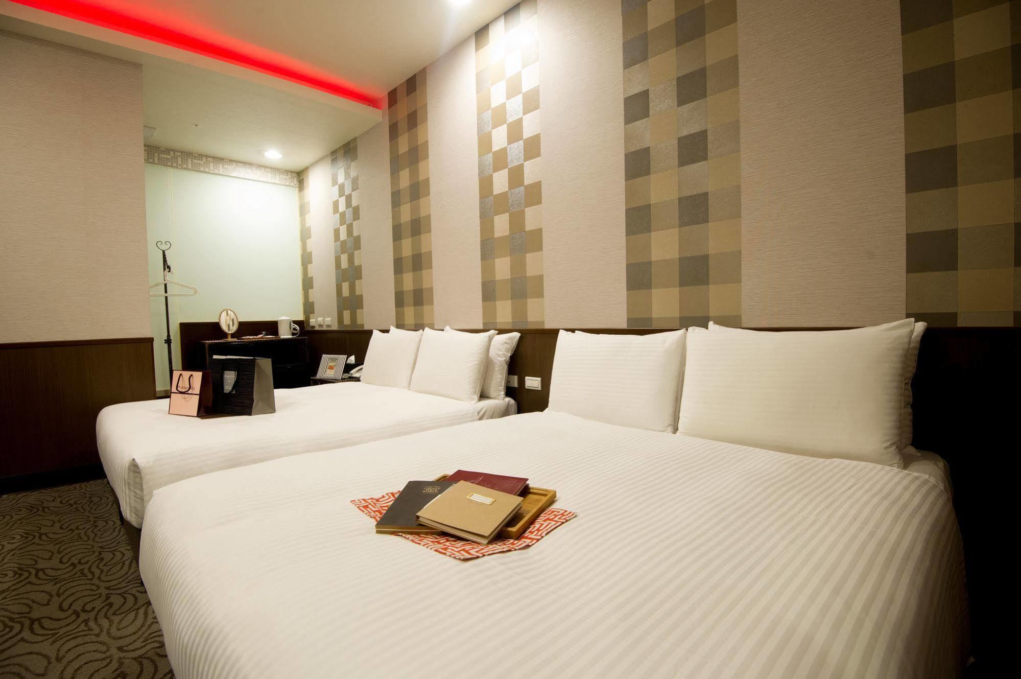 Liho Hotel Hankou Taipei Bagian luar foto